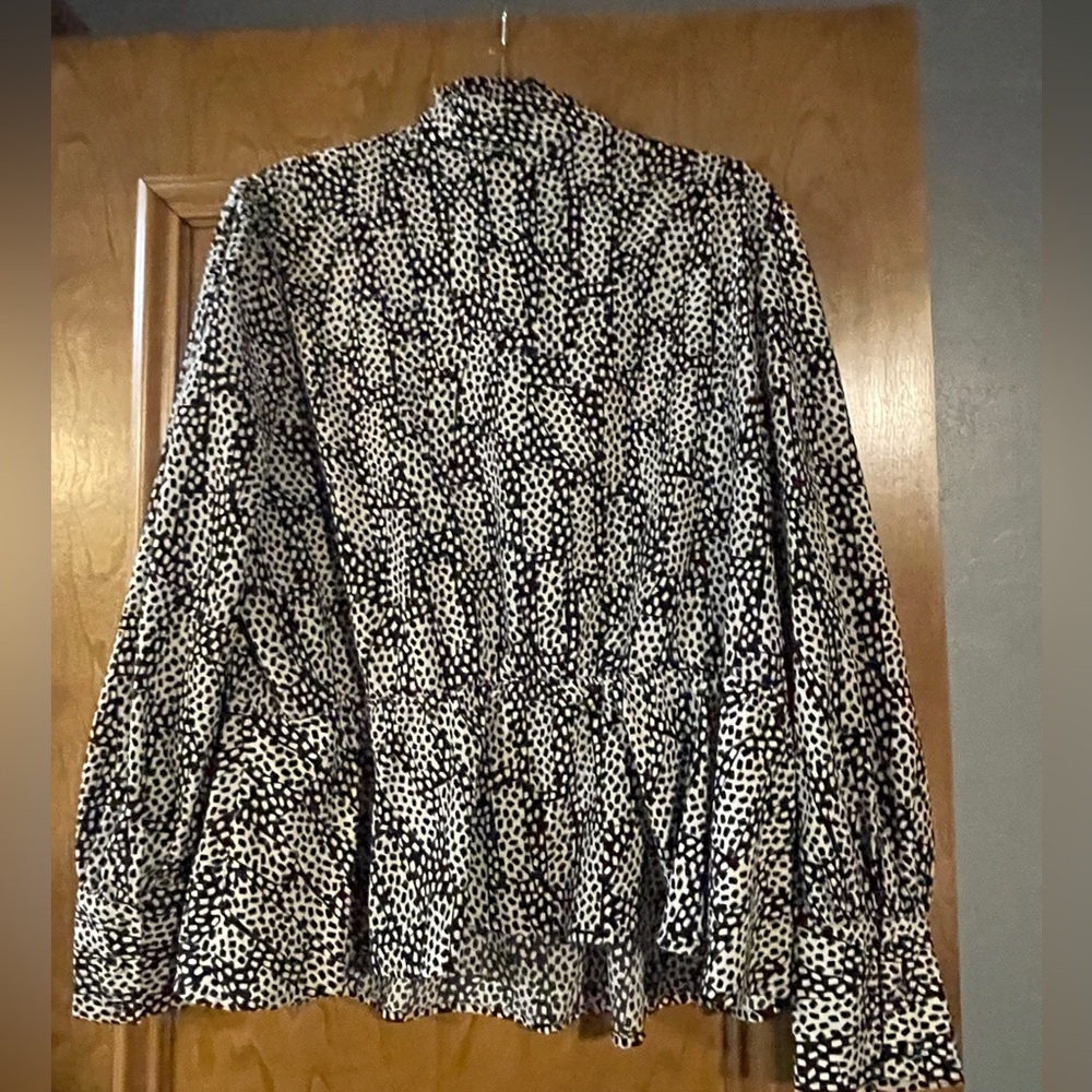 Women’s Ruffle Neck Blouse - Picture 3 of 5